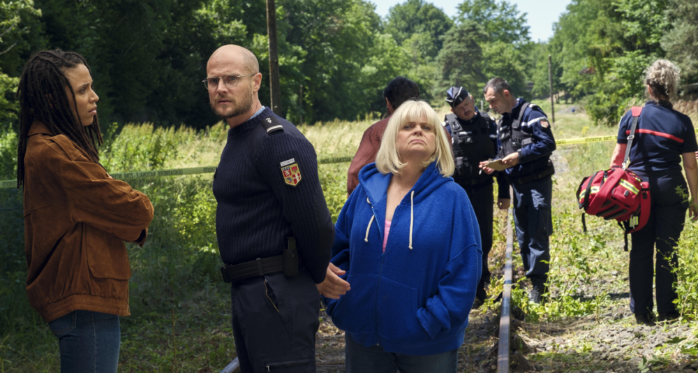 Stéfi Celma, Nicolas Gob et Isabelle Nanty dans MARIE-LINE INCOGNITO © NICOLAS ROBIN / DMLS FILMS - BANIJAY - TF1